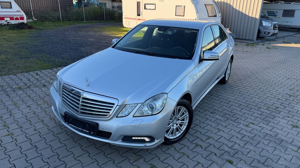 Bild des Angebotes Mercedes-Benz E 200 E Limousine E 200 CGI BlueEfficiency