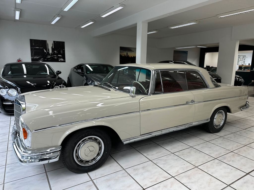 Bild des Angebotes Mercedes-Benz 220 SEB