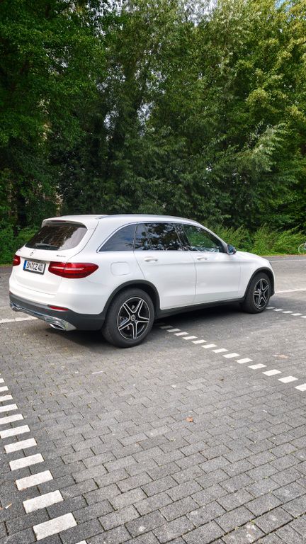 Bild des Angebotes Mercedes-Benz GLC 220 d 4MATIC Autom. AMG Line