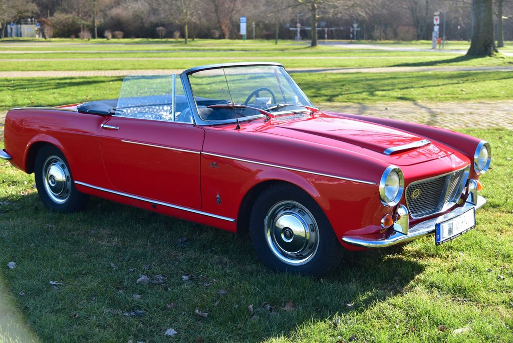 Fiat 1200 Cabrio  - italienisches Traumauto