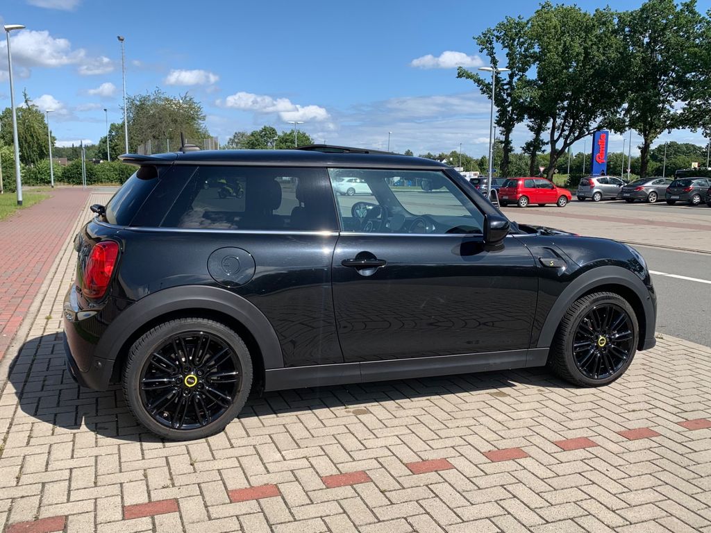 Bild des Angebotes MINI Cooper SE Classic Trim Classic Trim