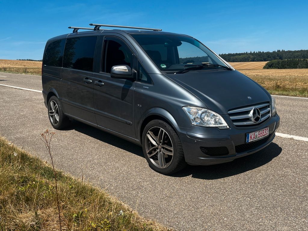 Bild des Angebotes Mercedes-Benz Viano 3.0 CDI*AHK*2xSchiebetüre*Navi*19"Räder*