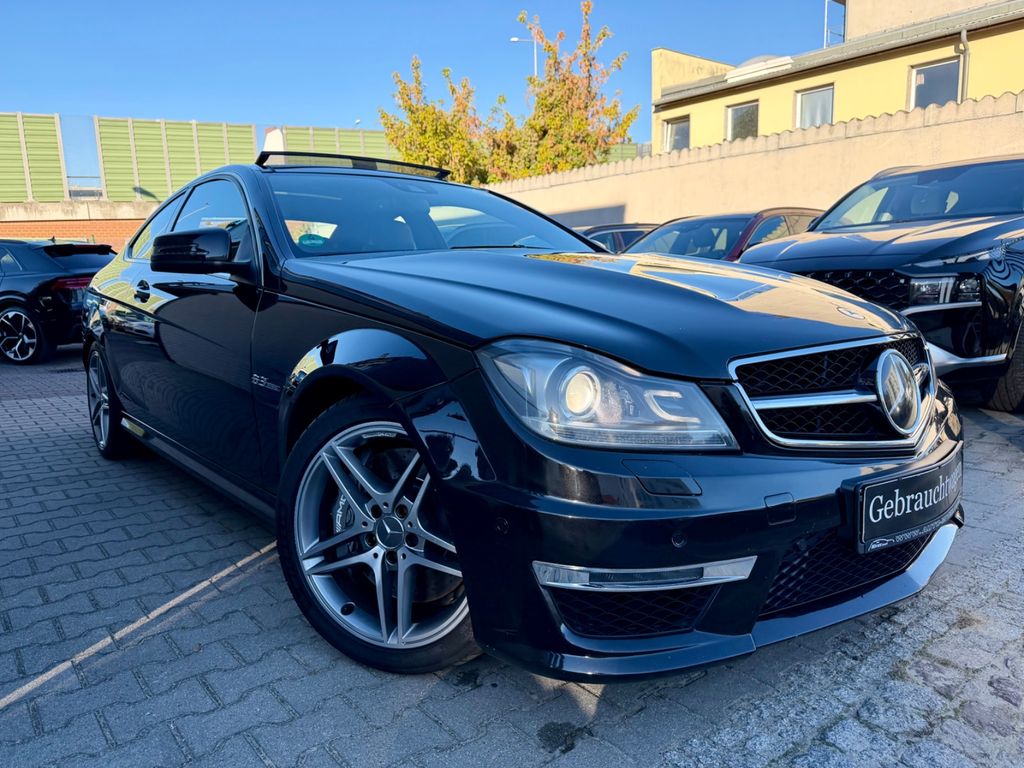 Bild des Angebotes Mercedes-Benz C 63 AMG Coupé PANO*DISTRONIC*DESIGNO*H&K*TOP
