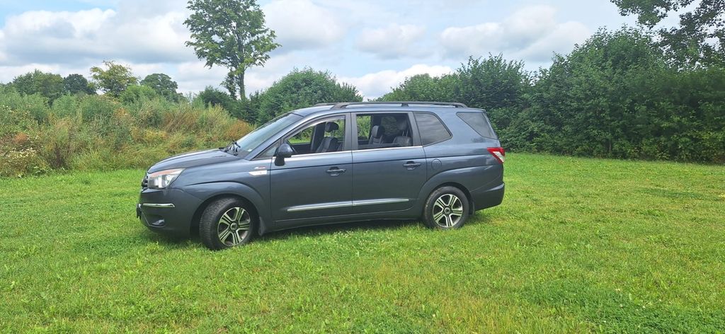 Bild des Angebotes Ssangyong Rodius 2.2 Diesel e-XDi 220 Sapphire 4WD Aut...