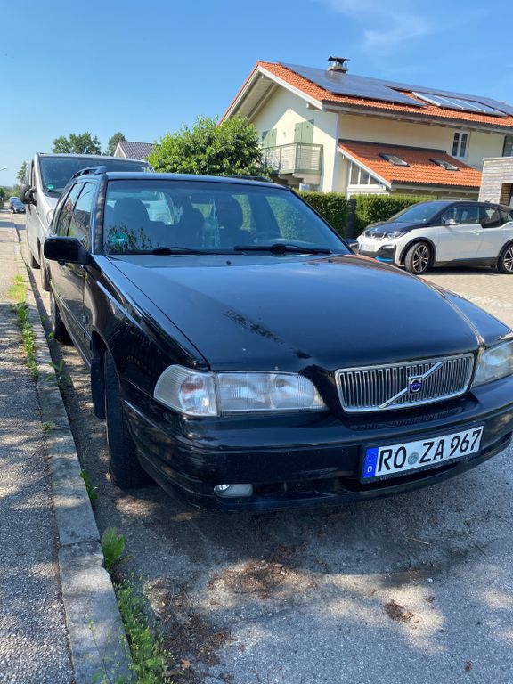 Volvo V70 2.5-10V -