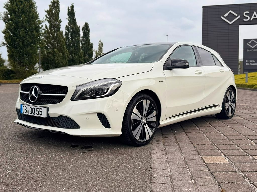 Bild des Angebotes Mercedes-Benz A 160 Activity Standheizng Pano 2. Hand