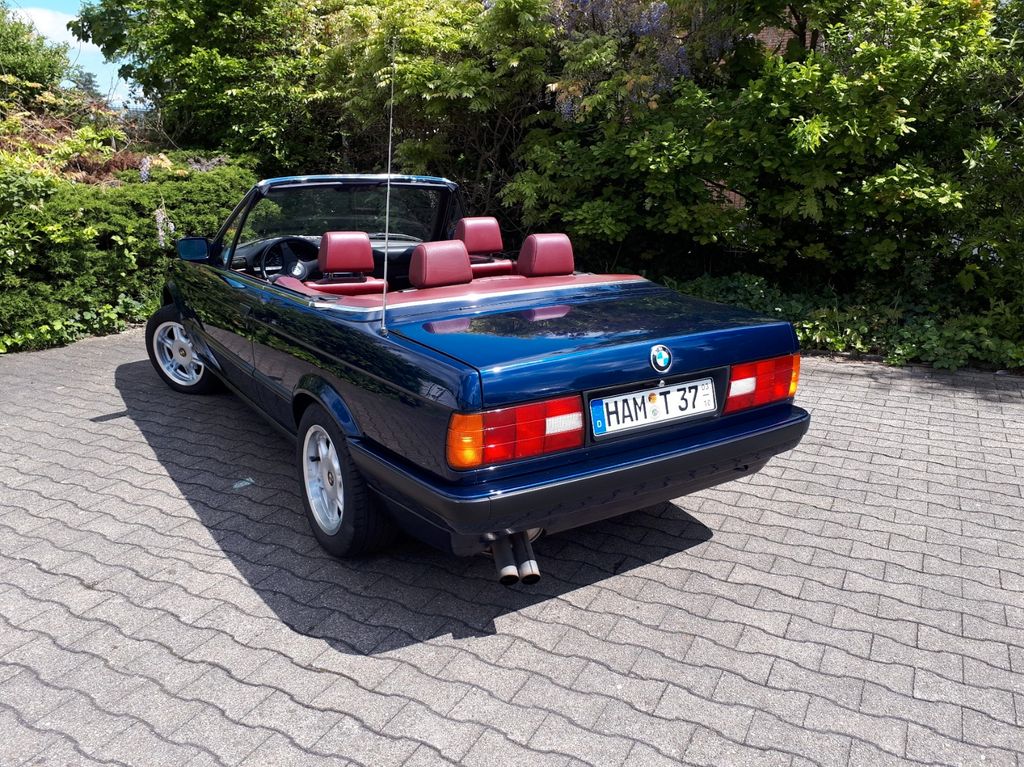 BMW 320i  Cabrio