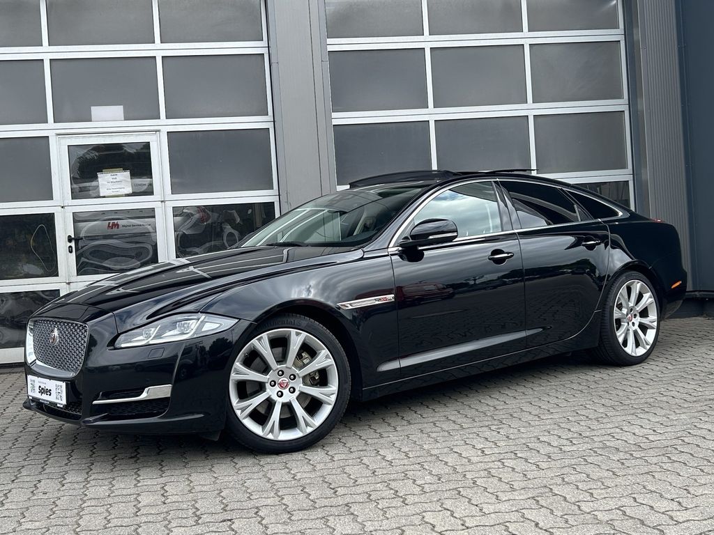 Bild des Angebotes Jaguar XJ "Luxury" Panoramadach / Leder / Kamera