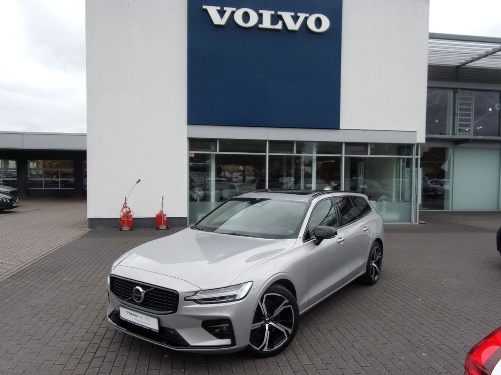 Bild des Angebotes Volvo V60 B4 Kombi Plus Dark