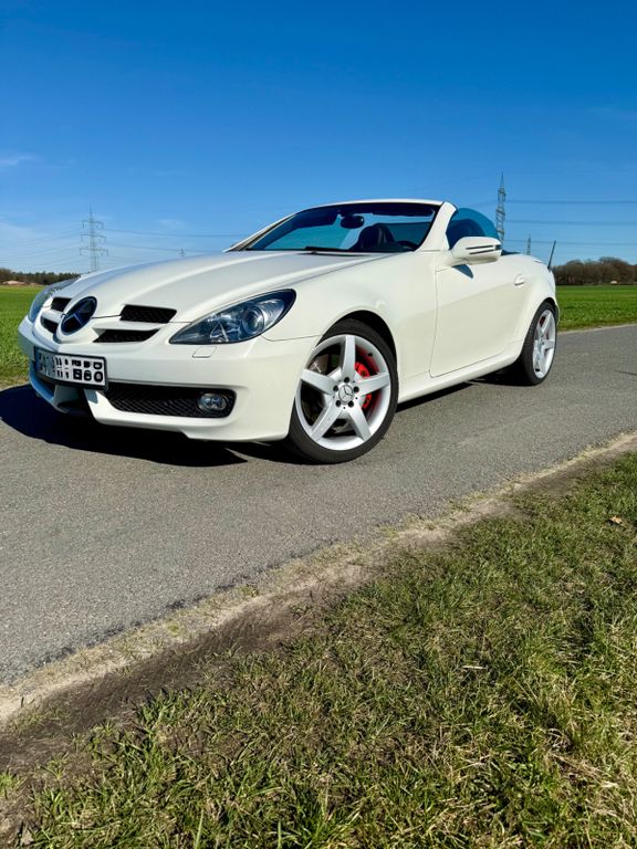 Bild des Angebotes Mercedes-Benz SLK200/ 80.600km/ unfallfrei/ sehr gepflegt/ AMG