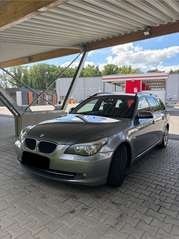 Bild des Angebotes BMW 520d Touring - Scheckheft - Tüv - 8fach Bereift