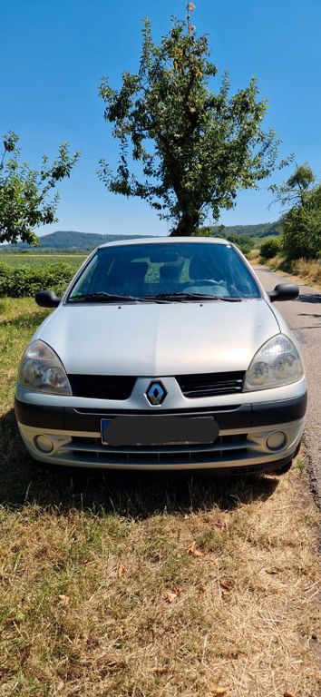 Bild des Angebotes Renault Clio Emotion 1.2 16V Emotion
