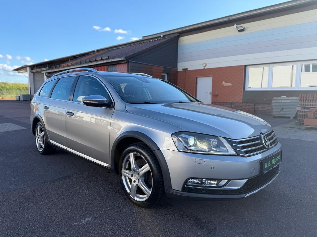 Bild des Angebotes Volkswagen Passat Alltrack 2.0 TDI DSG 4MOT Pano Navi PDC