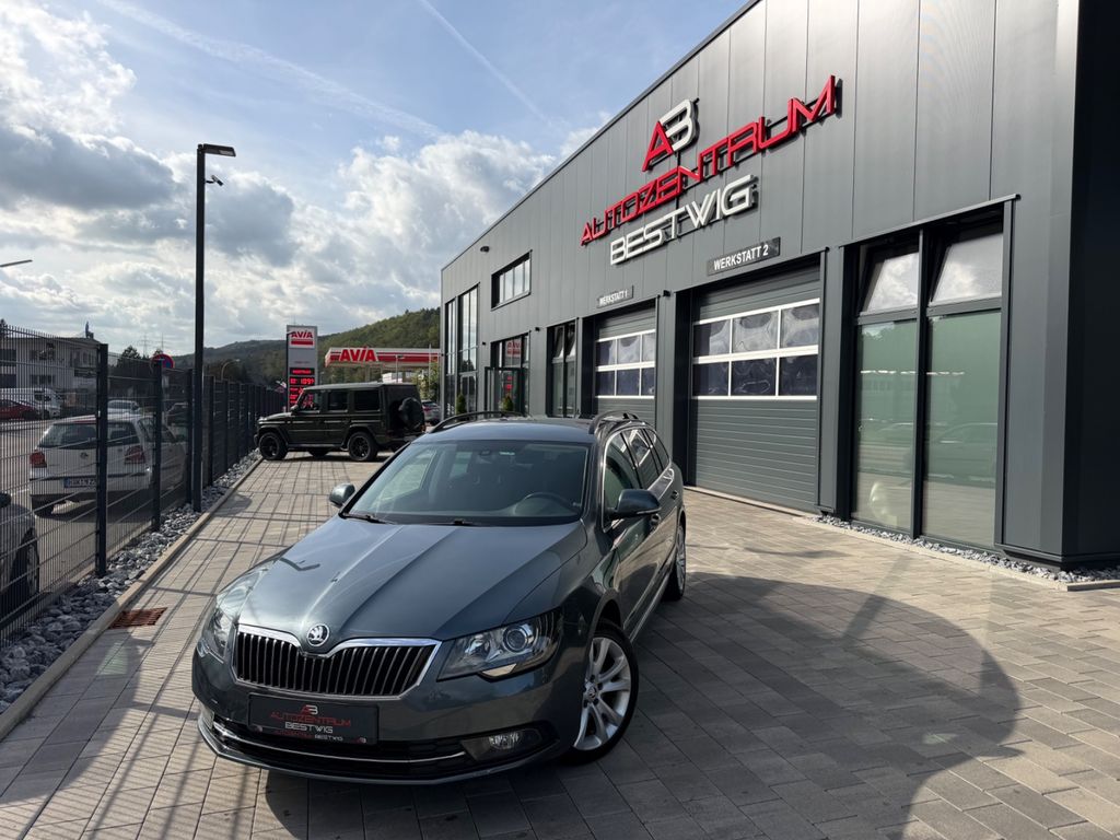 Bild des Angebotes Skoda Superb Combi Best Of*NAVI*8-FACH*AHK*PDC*TOP