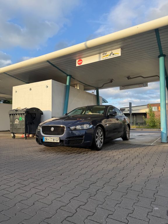 Bild des Angebotes Jaguar XE 20d 180PS Portfolio Portfolio