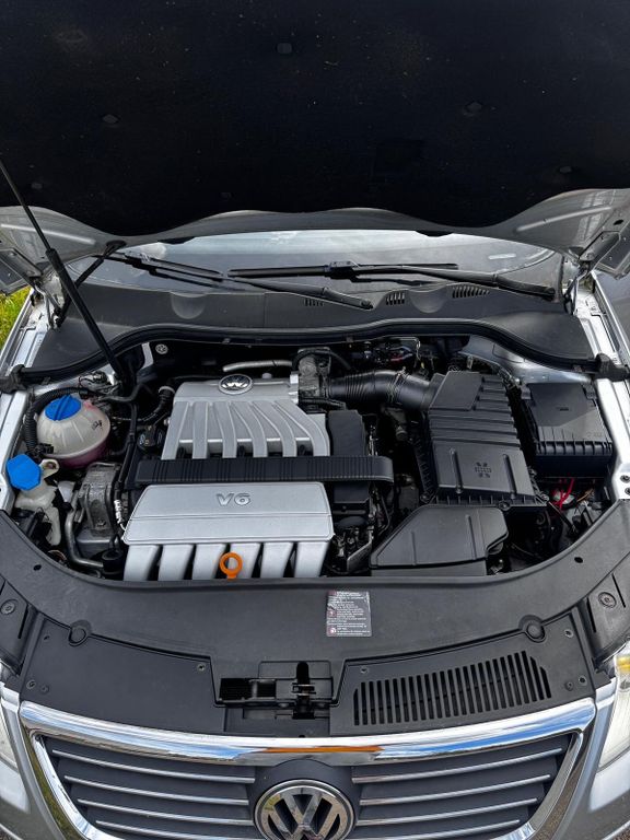Volkswagen Passat Variant 3.2 V6 FSI DSG 4Mot. Highline...