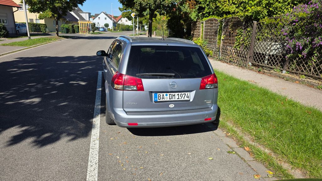 Bild des Angebotes Opel Vectra Caravan 2.8 V6 Turbo Cosmo Plus Auto....