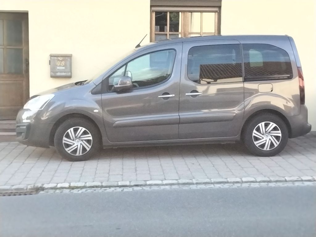 Bild des Angebotes Citroën Berlingo BlueHDi 100 S&S ETG6 Multisp. Selec...