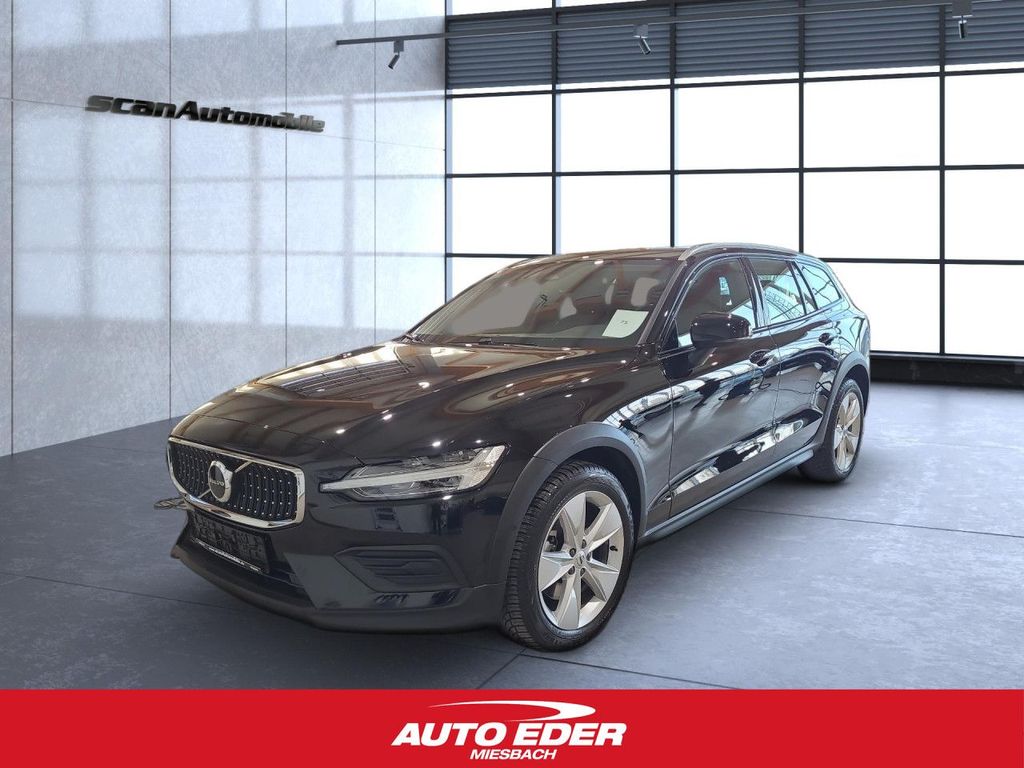 Bild des Angebotes Volvo V60 CC Plus AWD Bluetooth Navi LED Vollleder