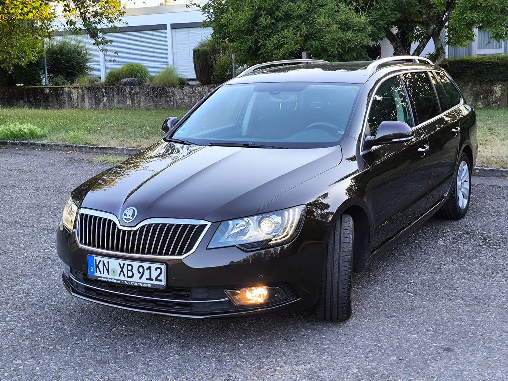 Bild des Angebotes Skoda Superb 1.4 TSI Green tec Active Combi Active