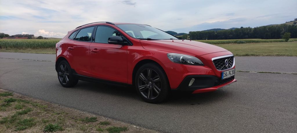 Bild des Angebotes Volvo V40 Cross Country D4 Geartronic LINJE YOU! L...