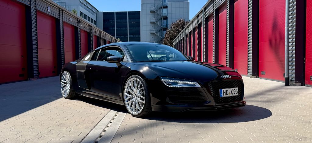 Bild des Angebotes Audi R8 V10plus Keramik Unfall + nachlackierungsfrei