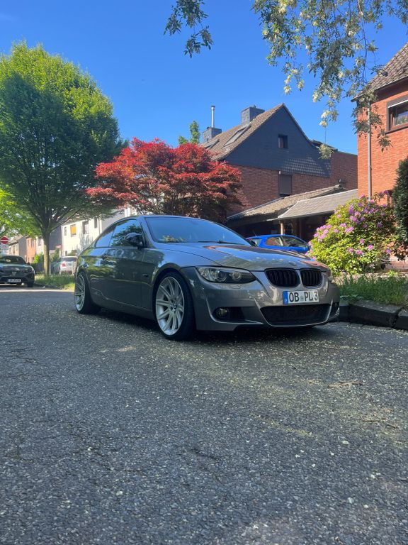 BMW 330d Coupé -
