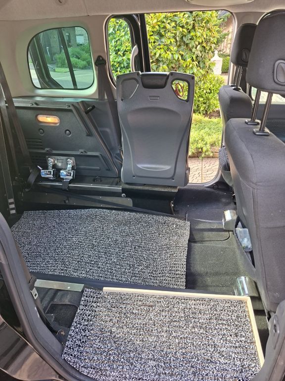Bild des Angebotes Mercedes-Benz eCitan