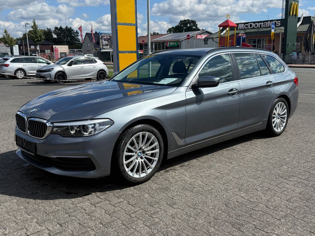 Bild des Angebotes BMW 530i 5 Touring/Navi Prof./LED/HUD/