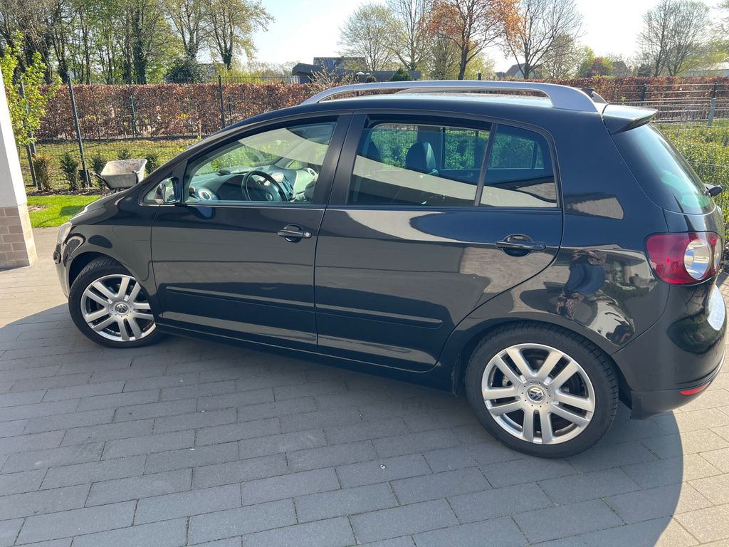 Bild des Angebotes Volkswagen Golf Plus 1.9 TDI Sportline,TÜV + Zahnriemen neu