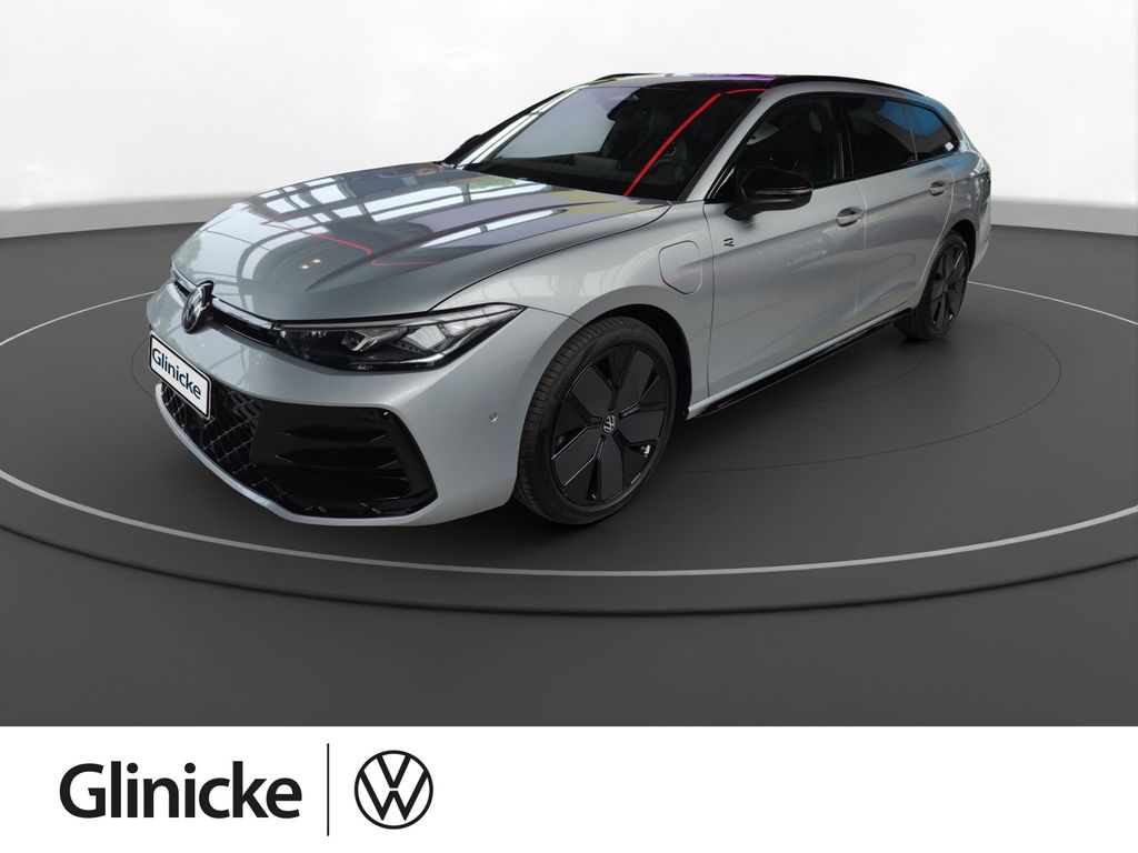 Bild des Angebotes Volkswagen Passat R-Line 1,5 l eHybrid OPF 130 kW (177 PS)