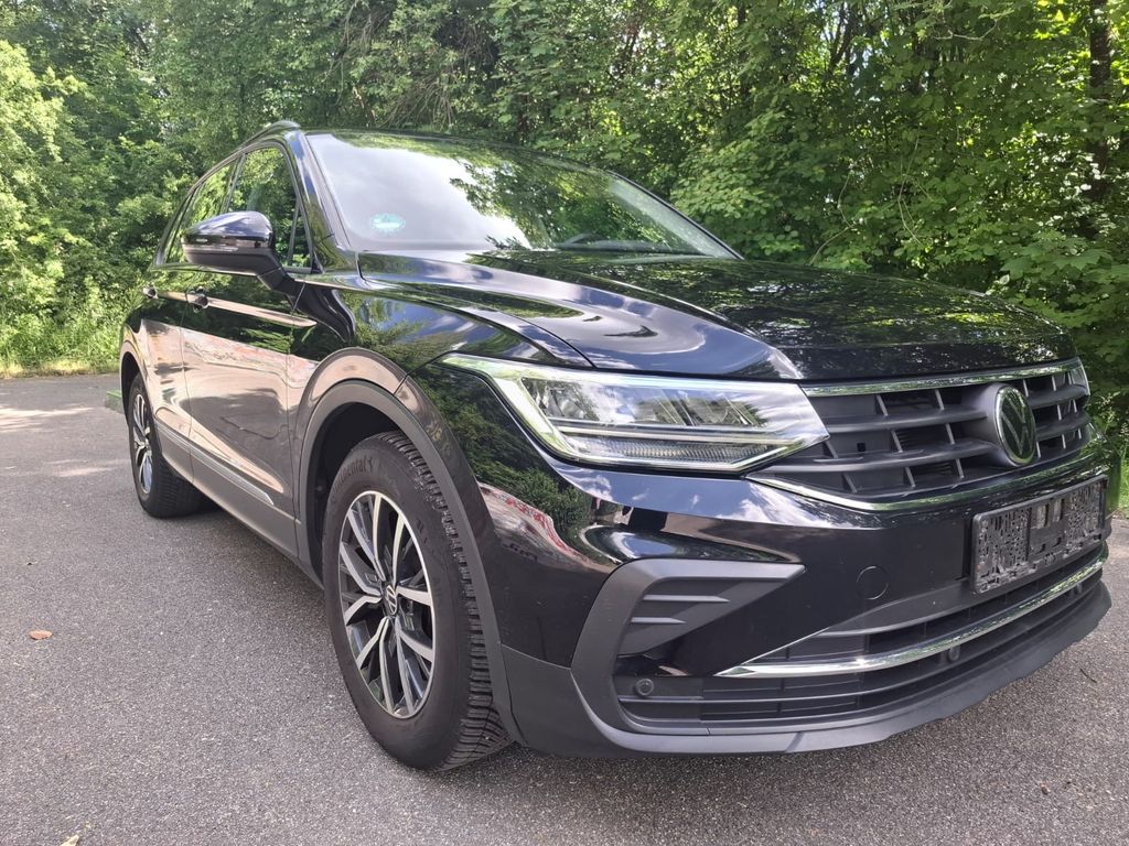 Bild des Angebotes Volkswagen Tiguan 2.0 TDI life *1.Hand*LEDER*UNFALLFREI