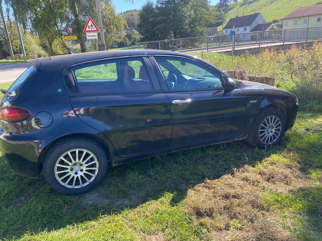 Bild des Angebotes Alfa Romeo 147 1.6 TS 16V 120 -