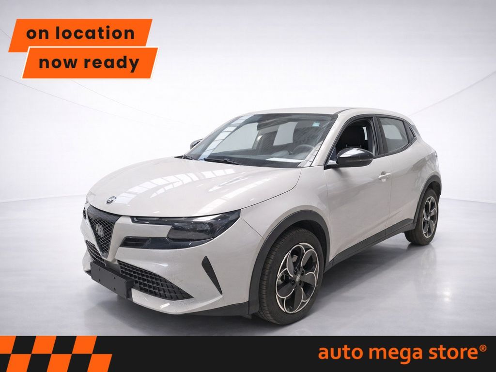 Bild des Angebotes Alfa Romeo Junior Elettrica 54 kWh ACC/LED/PDC/Carplay