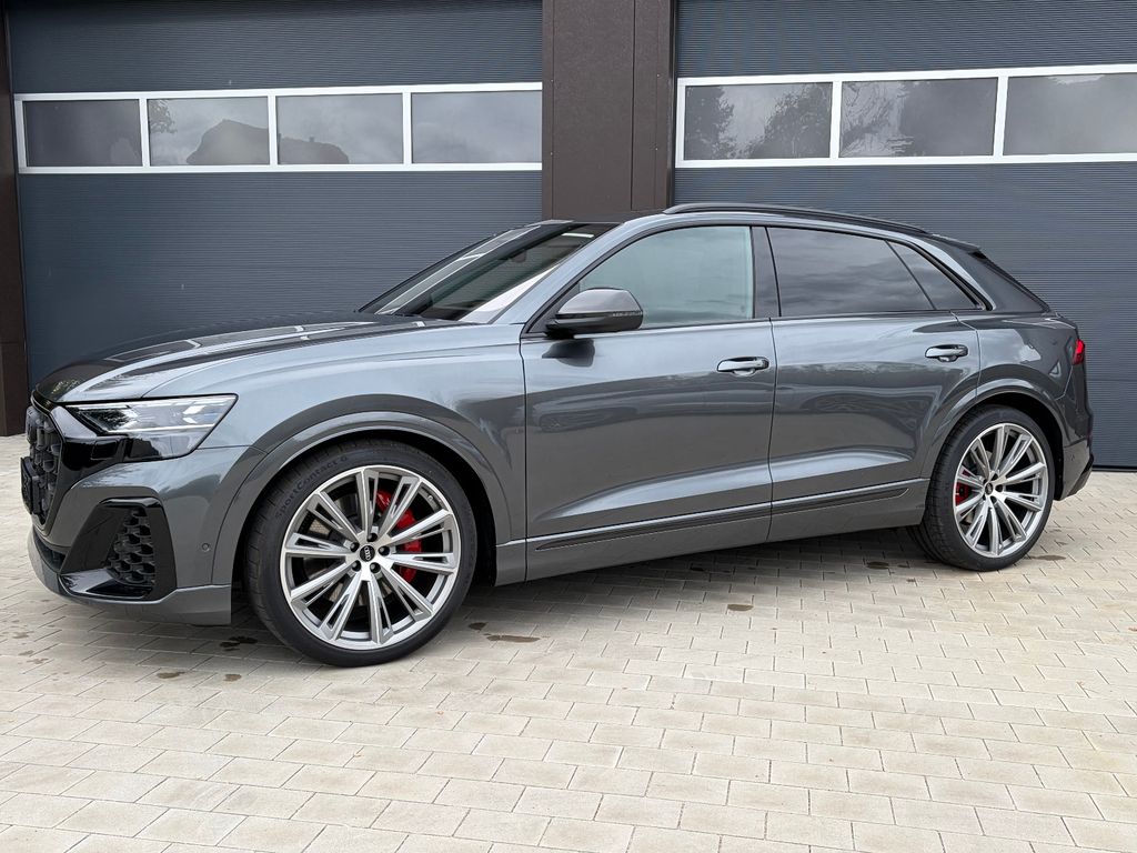 Audi SQ8 4.0 TFSI quattro DAYTONA/CARBON/MASSAGE