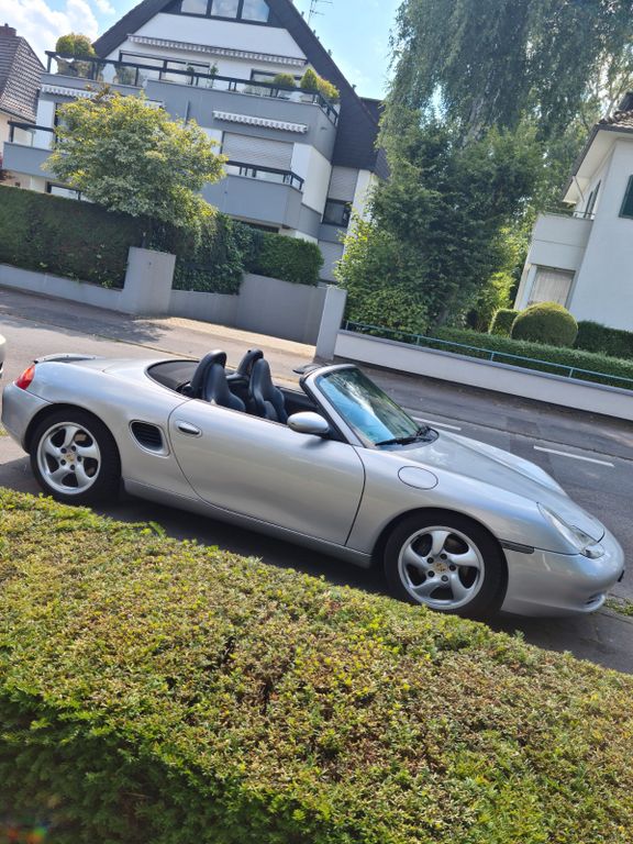 Porsche Boxster 2.5 - sehr gepflegt