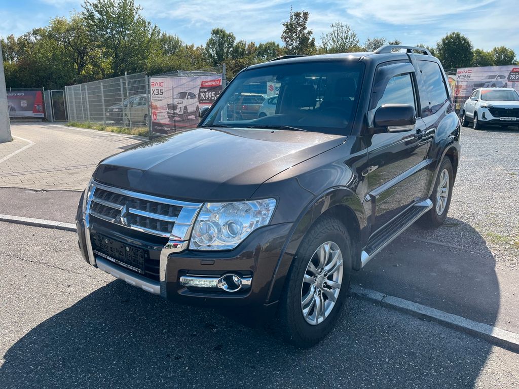 Bild des Angebotes Mitsubishi Pajero 3,2 DI-D SUV-Star  Automatik