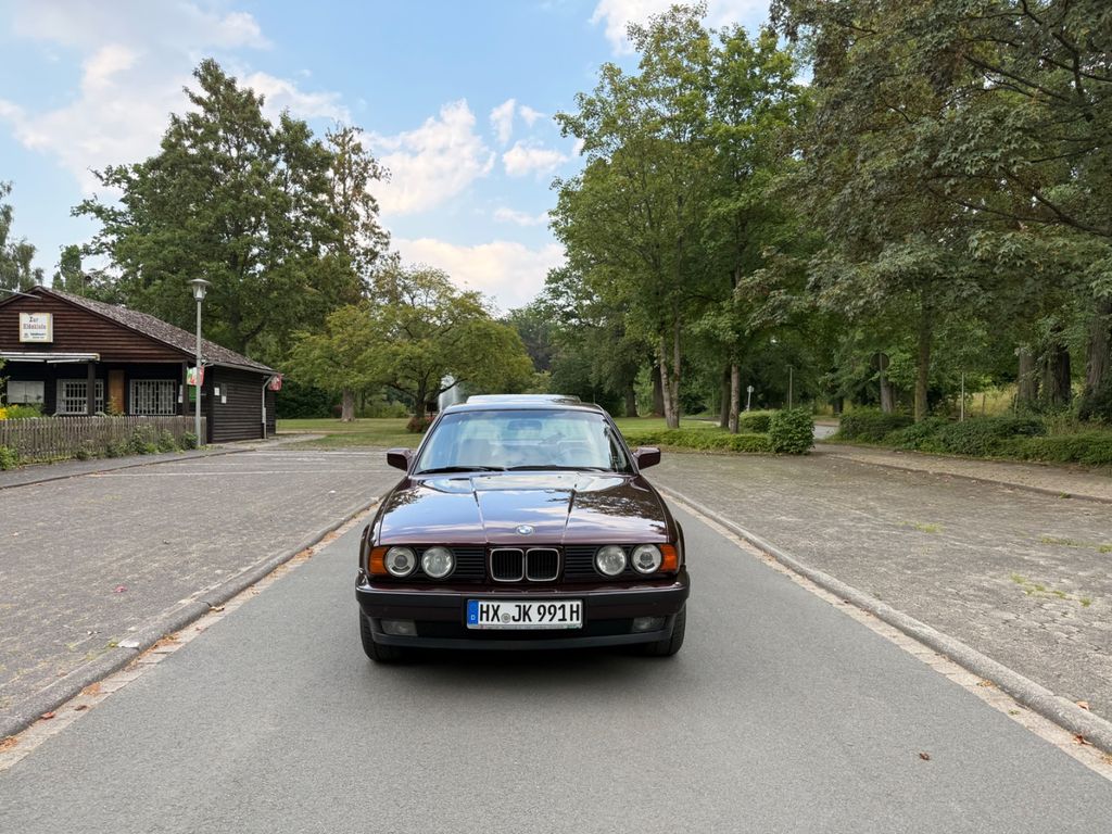 Bild des Angebotes BMW 525i e34