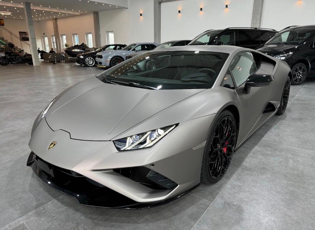 Bild des Angebotes Lamborghini Huracán EVO RWD - Original Schwarz Glänzend
