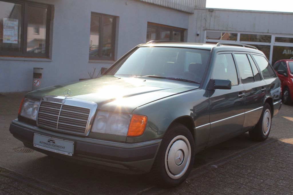 Bild des Angebotes Mercedes-Benz Mercedes  W124  300TE 4 Matic