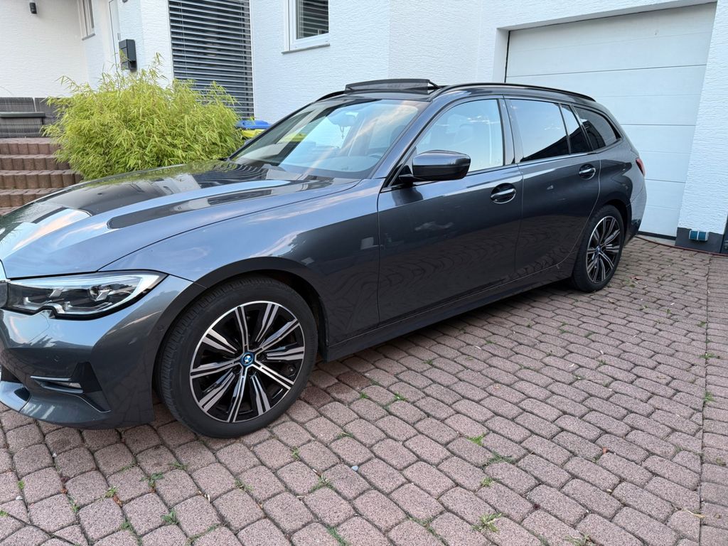 Bild des Angebotes BMW 320d Touring Sport Line Automatik Sport Line