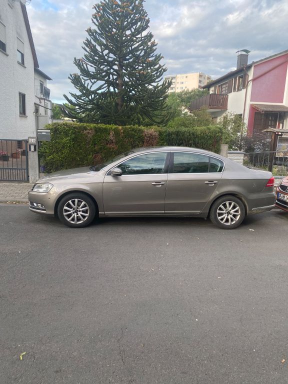Bild des Angebotes Volkswagen Passat 1.4 TSI Comfortline BlueMotion Tech C...