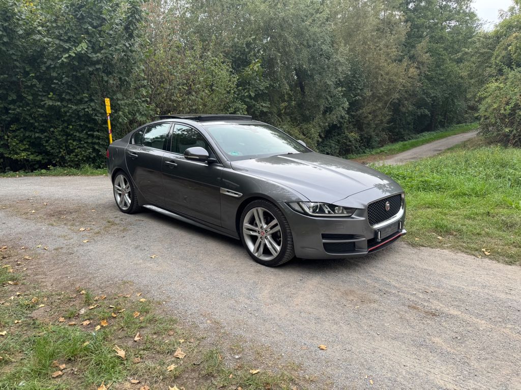 Bild des Angebotes Jaguar XE R-Sport Automatik Panorama Voll Ausstattung