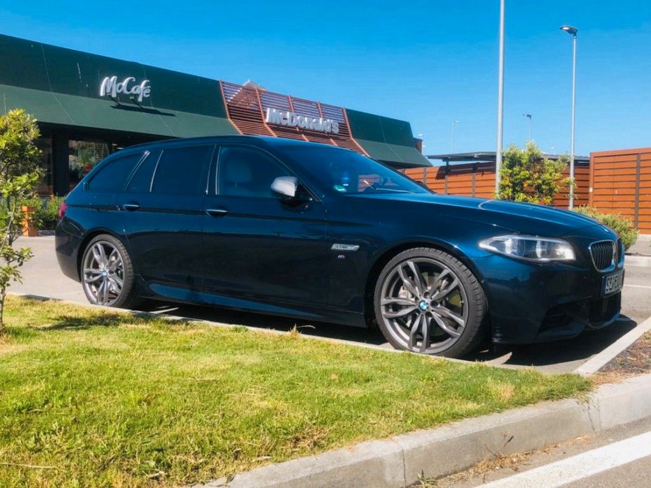 Bild des Angebotes BMW M550d xD Touring VOLL Neuer Motor 60tkm LED B&O