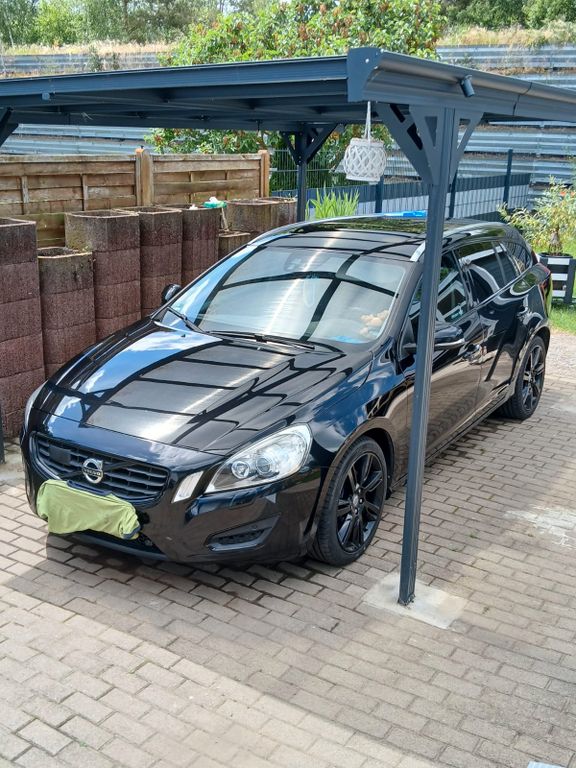 Bild des Angebotes Volvo V60 D5 RDesign,Standhzg,AHK. 2,4l 5Zyl.