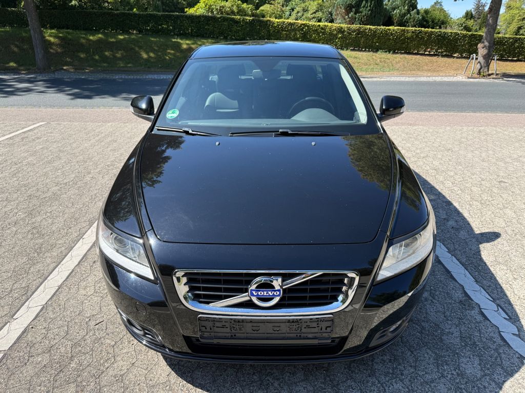 Bild des Angebotes Volvo V50 Kombi D2 Business Edition
