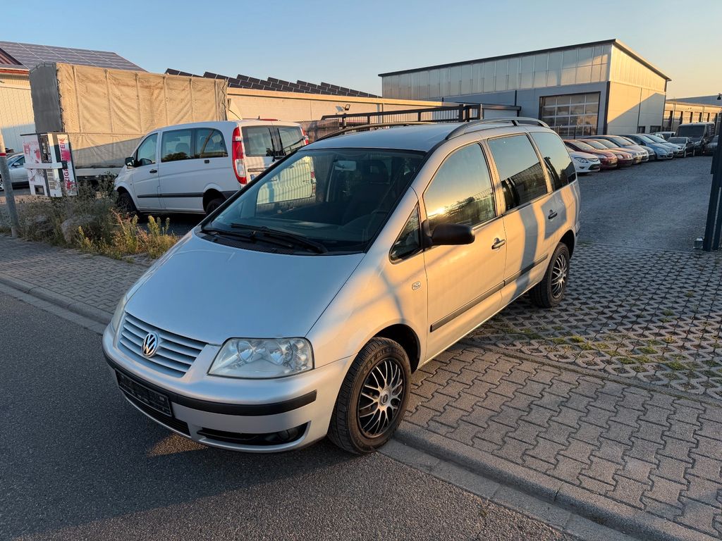 Bild des Angebotes Volkswagen Sharan 1.9TDI Family