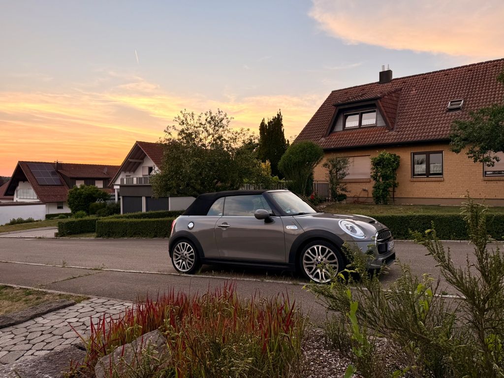 Bild des Angebotes MINI Cooper S Cabrio Cooper S JCW