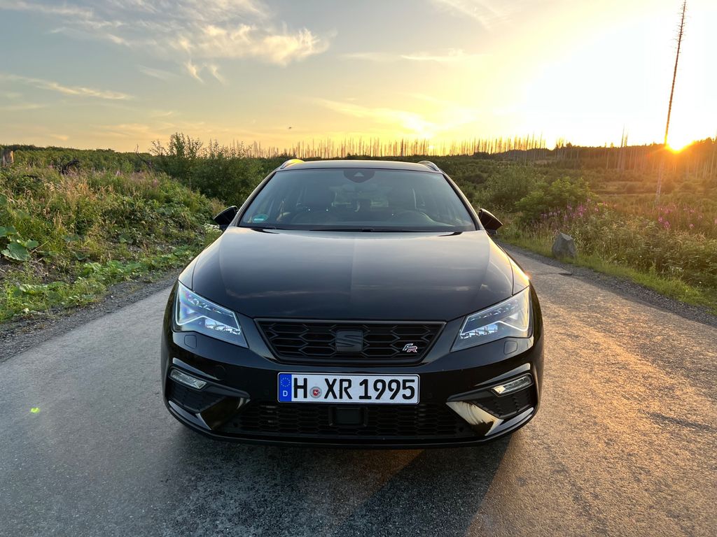 Seat Leon 2.0 TDI FR    TÜV & INSPEKTION NEU