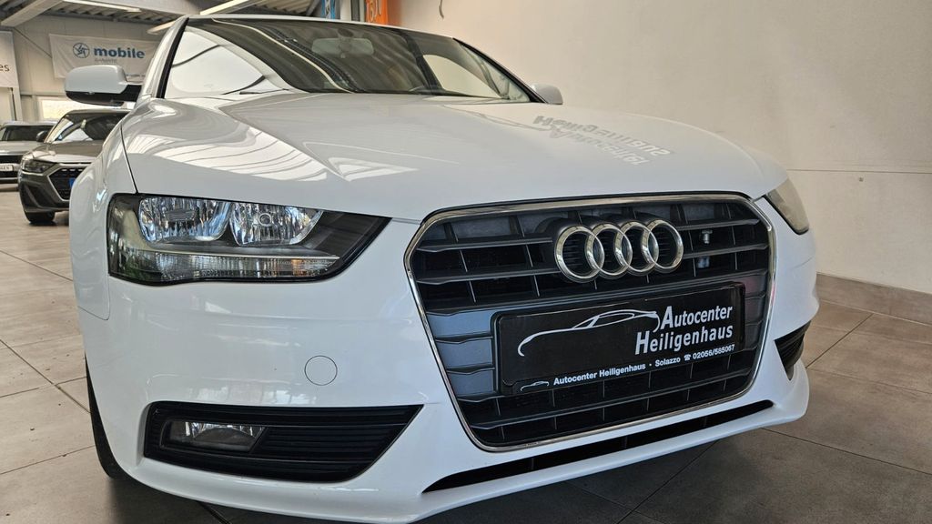 Audi A4 Lim. Attraction Navi Klimaautom. AHK